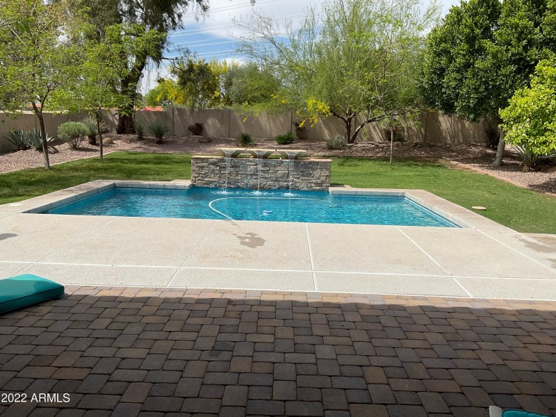 GLASS POOL
