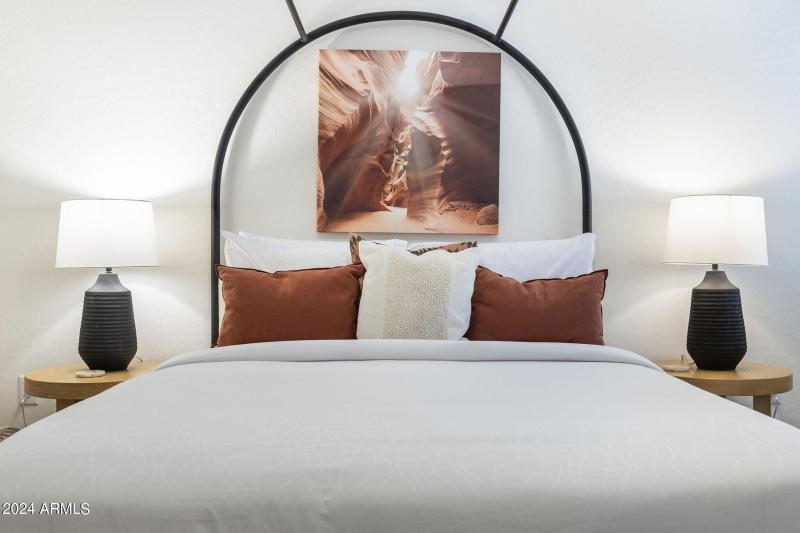 29-web-or-mls-16801-n-94th-st-2015