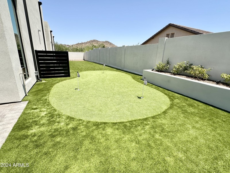 Putting Green Area