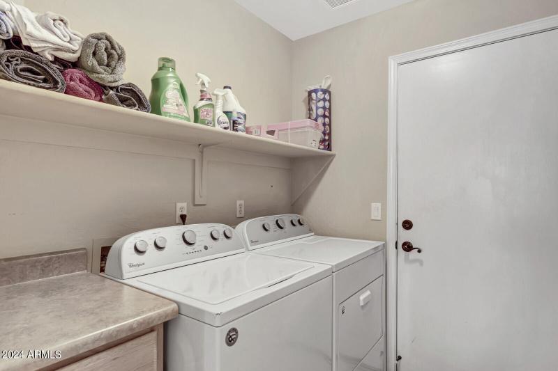 42_4343_East_Mossman_Drive__34_mls