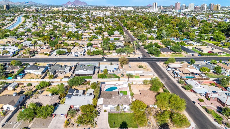 4307 N 15th Dr Drone-11