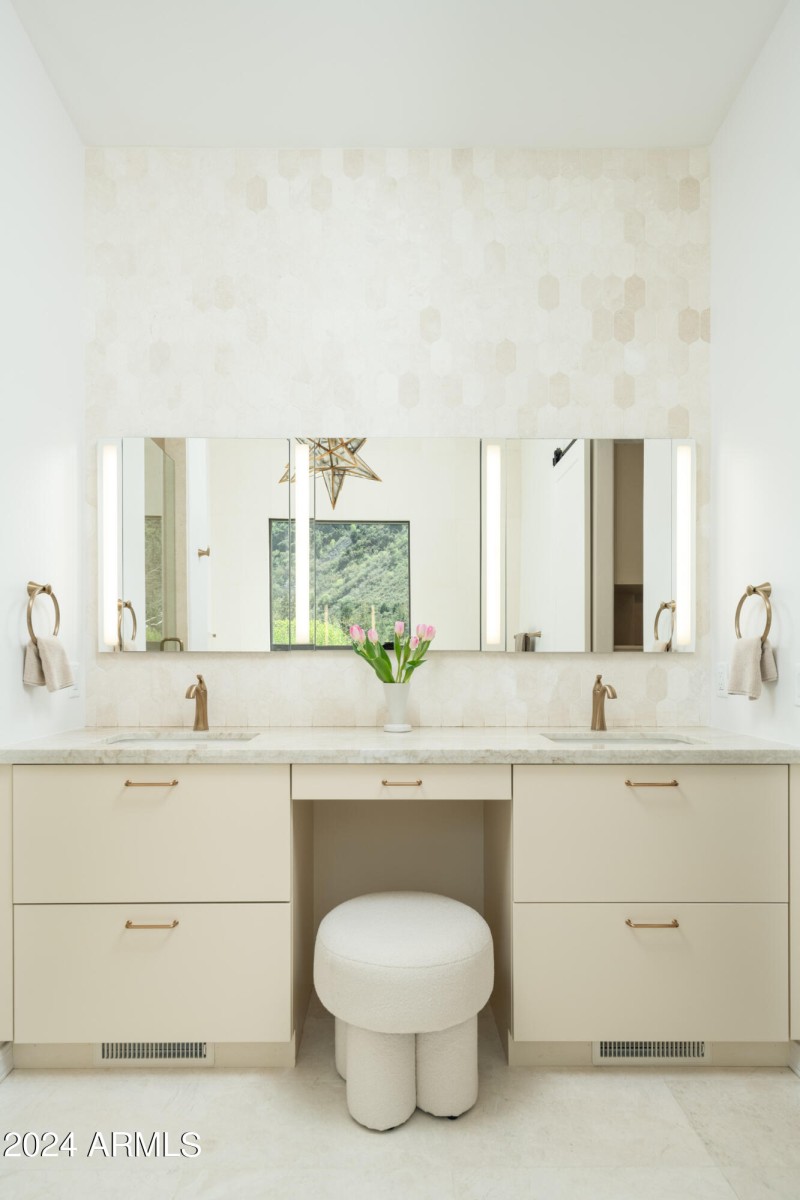 Quartz Counters