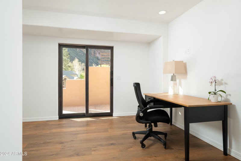 Bonus Flex Room or 5th Bedroom