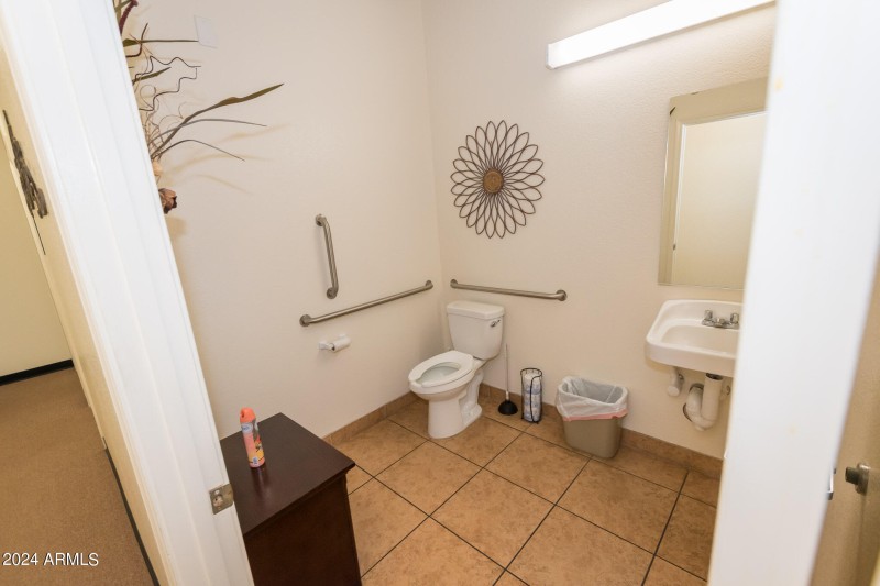 4655 N Commerce Dr # A 07-09-2024 (14)