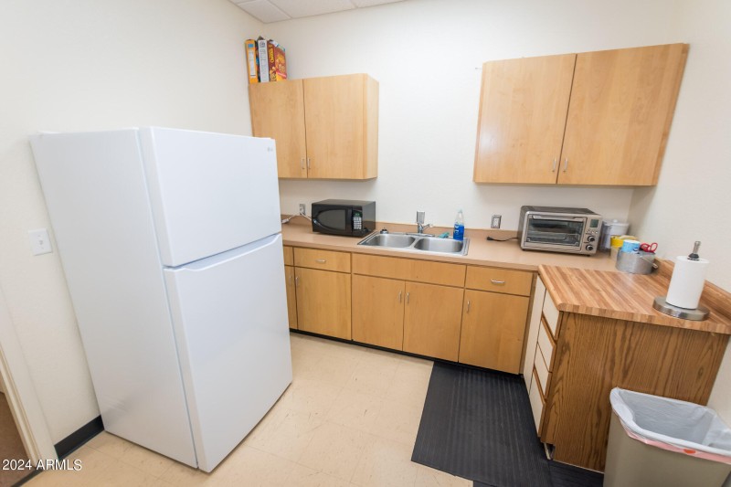 4655 N Commerce Dr # A 07-09-2024 (18)