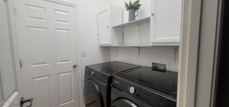 3731 CR laundry room