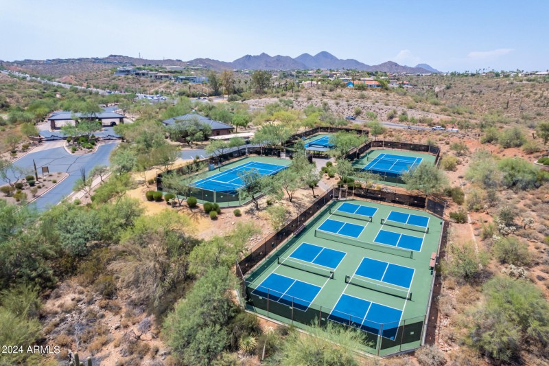 09 - Hidden Springs Drone