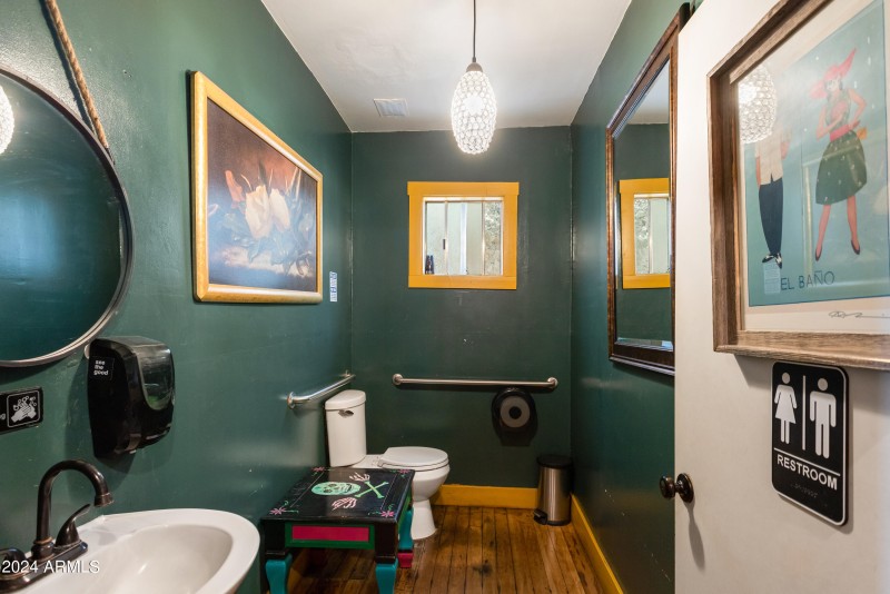 Restroom 1