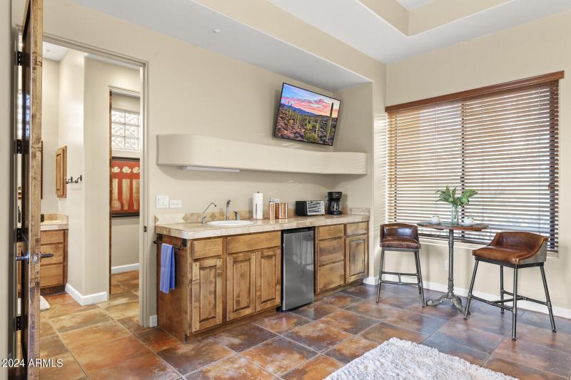 76_11362_E_Dale_Ln__076_mls