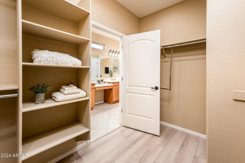 Additional Walk-inCloset