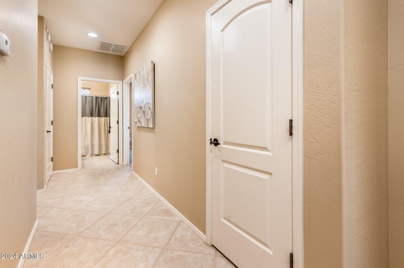 Hallway with 2 Closets