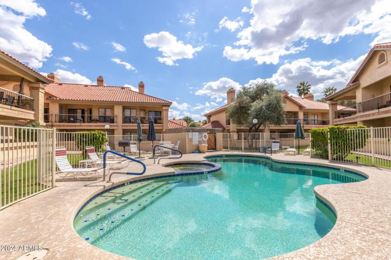 The Racquet Club (5)