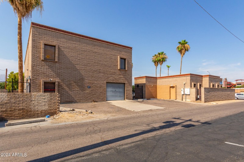 0006-06 - 59th 7122 UNIT 102 & 201