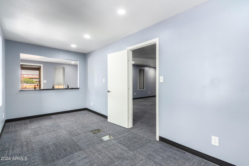 0012-12 - 59th 7122 UNIT 102 & 201