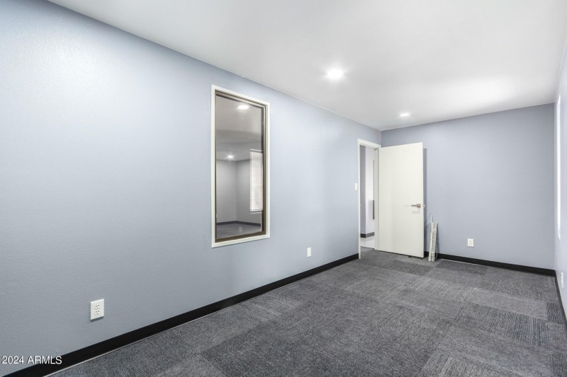 0015-15 - 59th 7122 UNIT 102 & 201