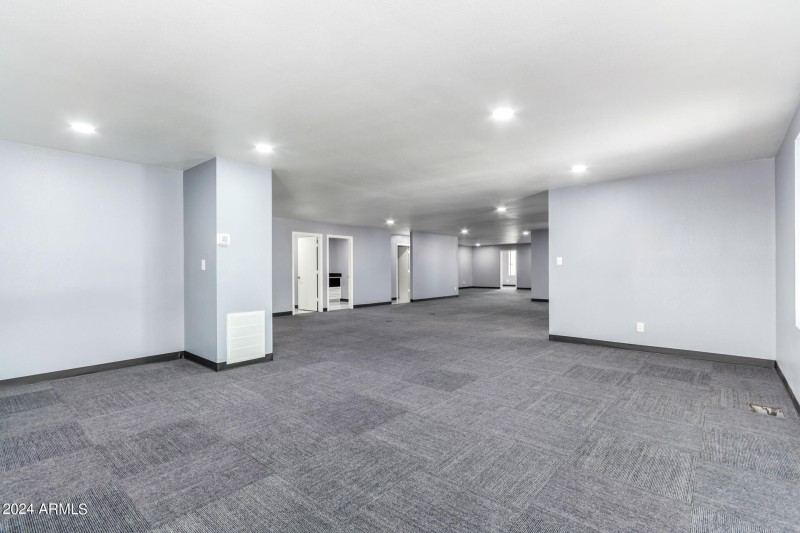 0022-22 - 59th 7122 UNIT 102 & 201