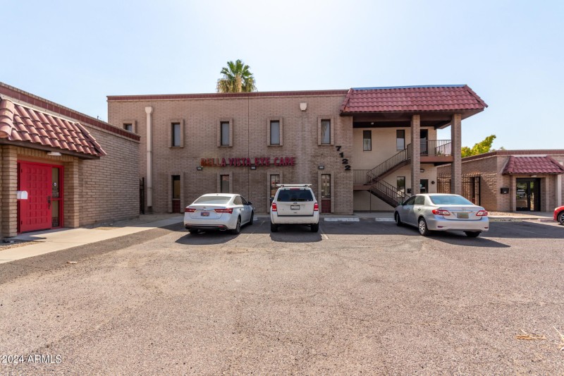 0041-41 - 59th 7122 UNIT 102 & 201