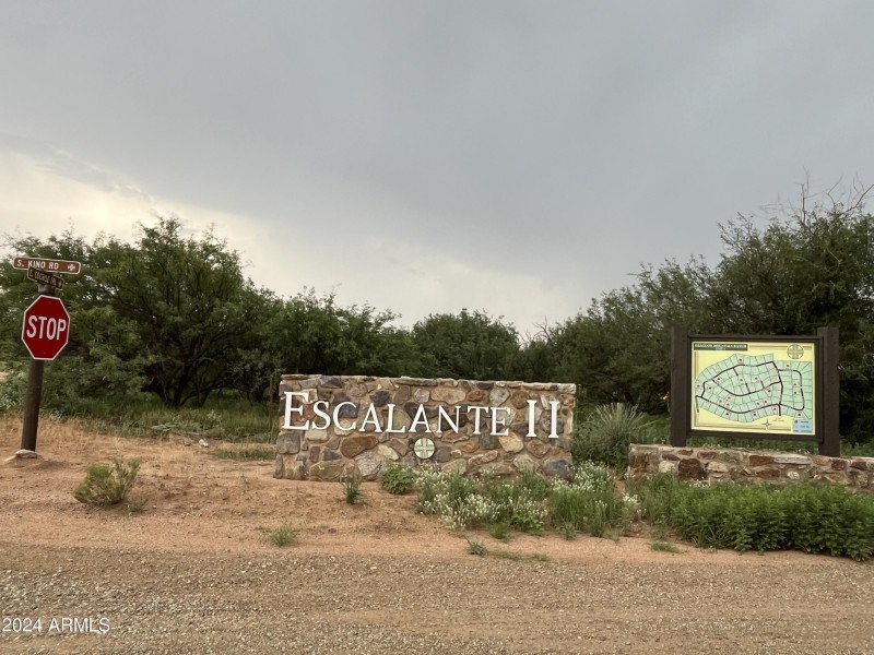 Neighborhood Entry