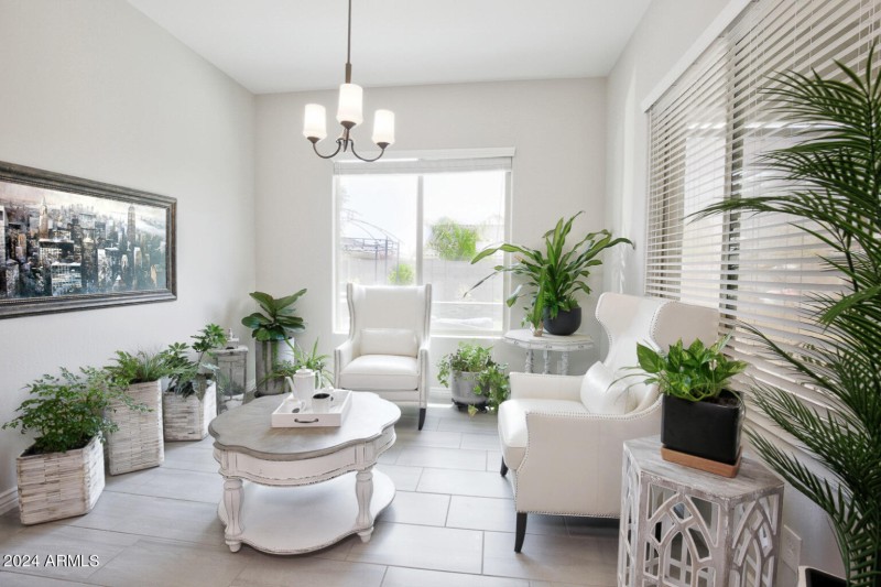Breakfast area