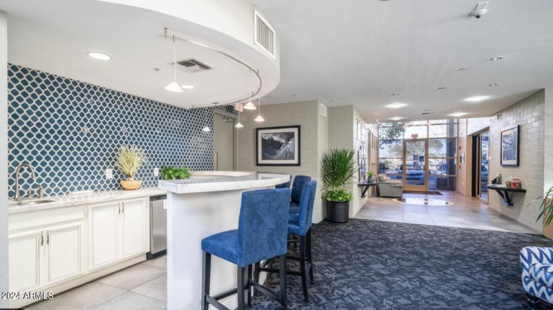 Clubhouse 8
