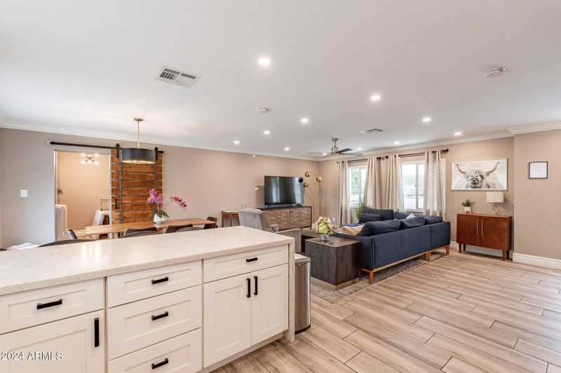 KITCHEN | GREAT ROOM AREA