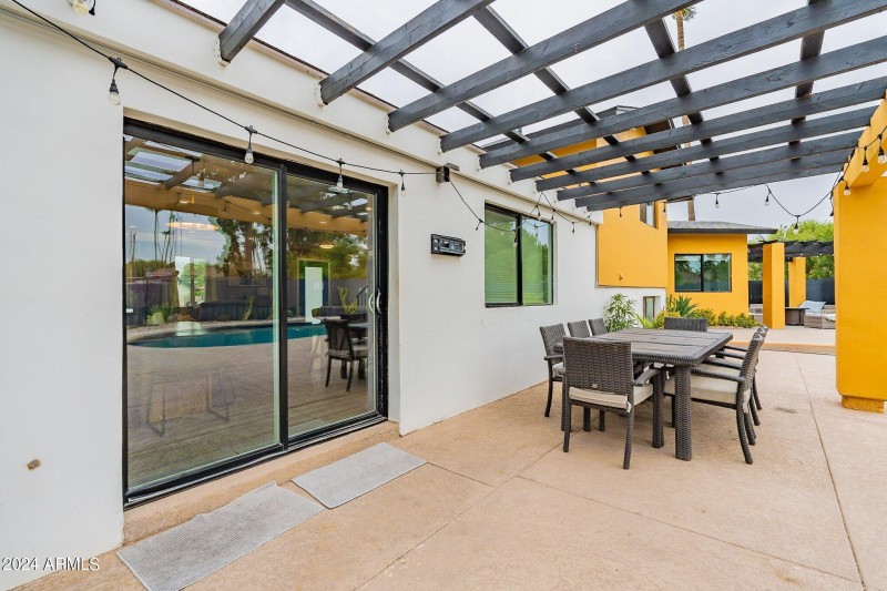 PATIO AREA