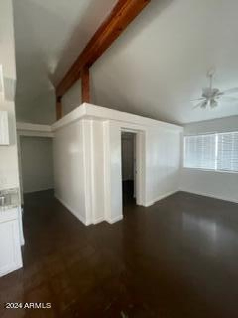 2 BED / 1 BATH