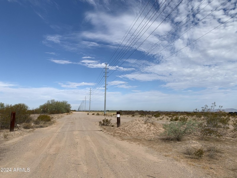 Thayer Rd off SR85