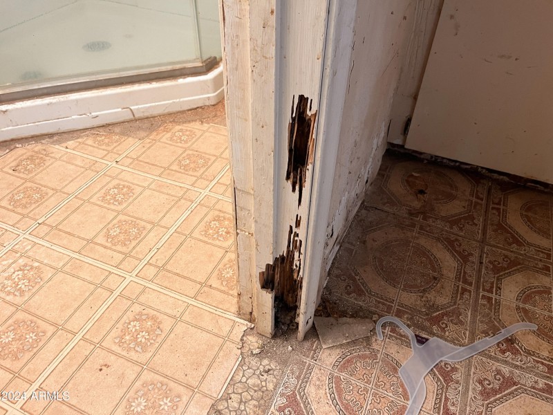 05 Bathroom c