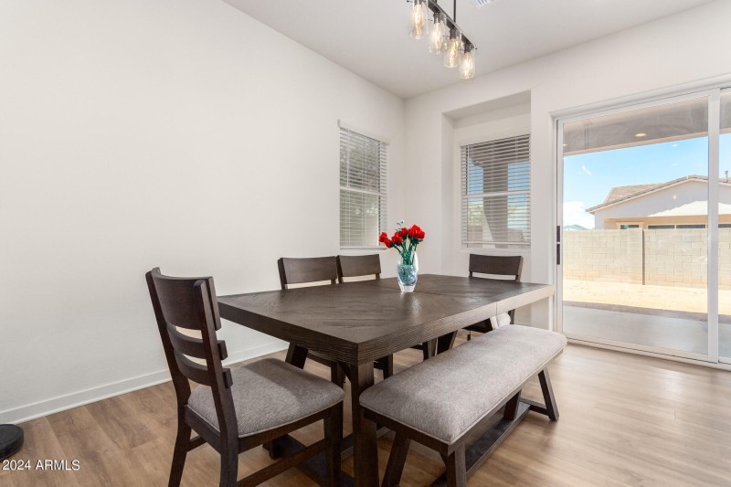 0011-11 - Trent 10112