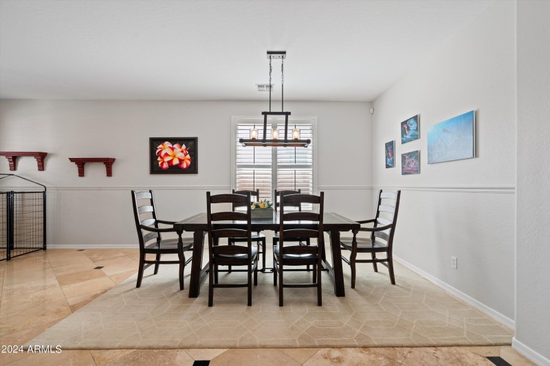 09-Dining Area