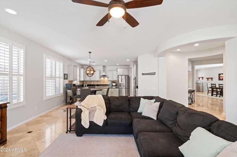 17-Main Living Area
