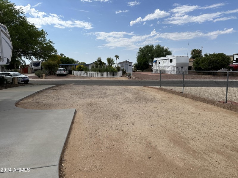 Back of Lot to Street