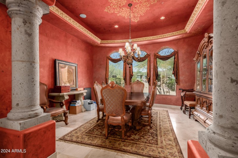 Luxe Formal Dining Experience