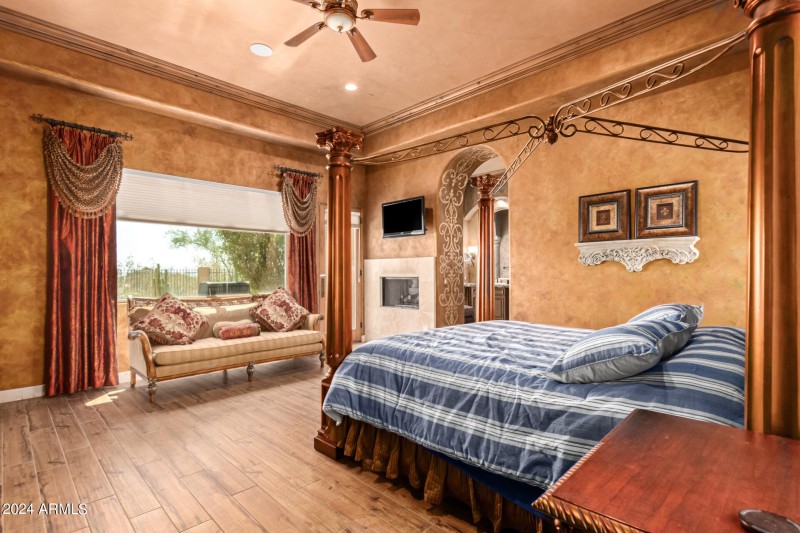 Spacious Primary with View Nook