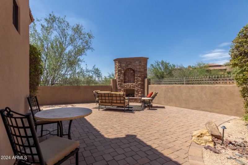 Private Courtyard Sanctuary