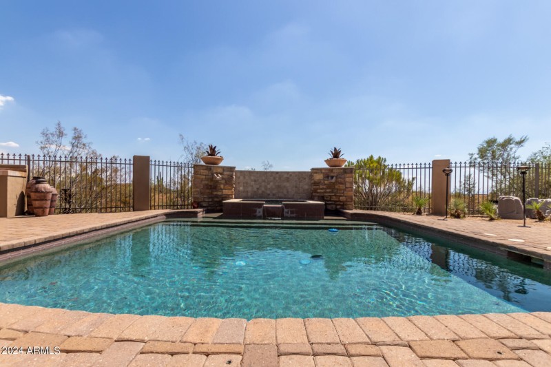 Elevated Poolside Comfort