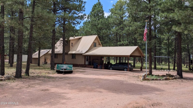 Circle driveway