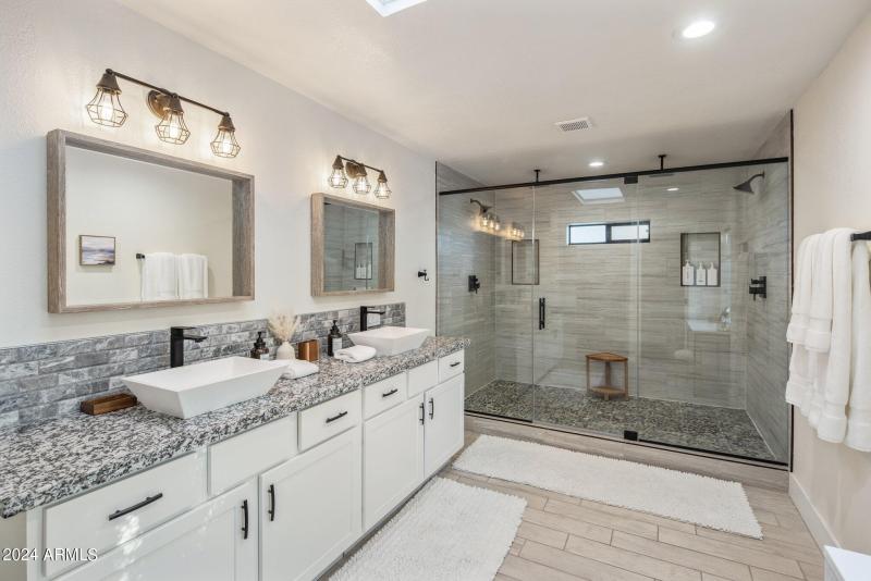 19-web-or-mls-D46A2382 copy