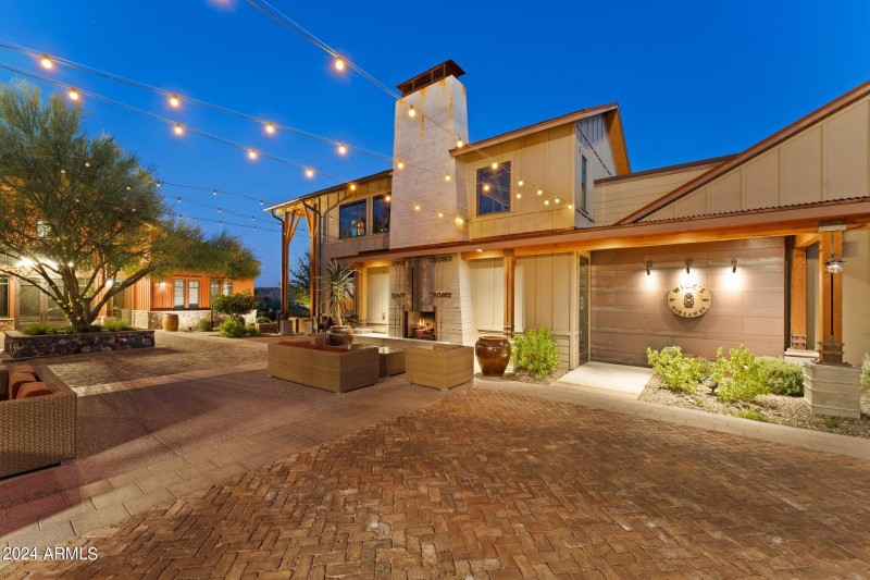 16-web-or-mls-2022-10-25 07.22.01-1