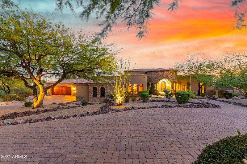 Timeless Design with Desert Charm