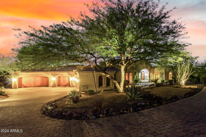 Private Drive & 4-Car Garage