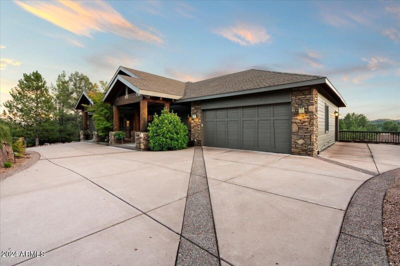 2 Car Garage