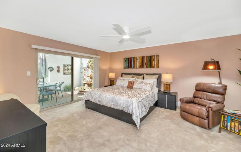 7948 E Vista Dr-large-020-014-7948 E Vis