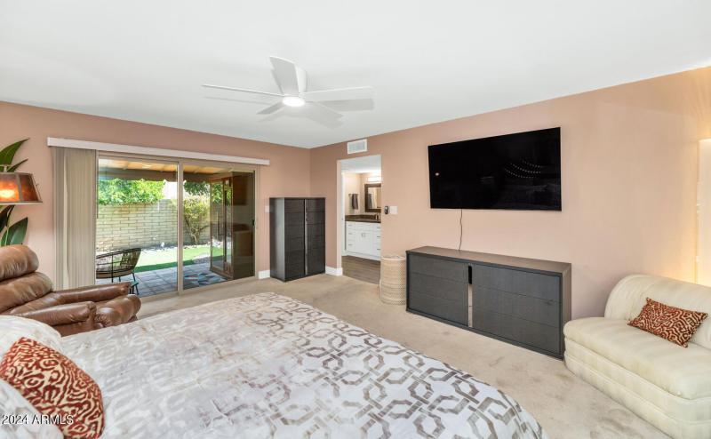 7948 E Vista Dr-large-021-020-7948 E Vis