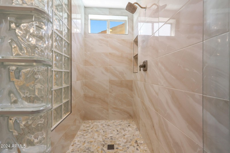 24 Primary Shower