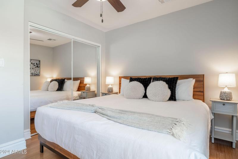 40-web-or-mls-5948-e-corrine-dr