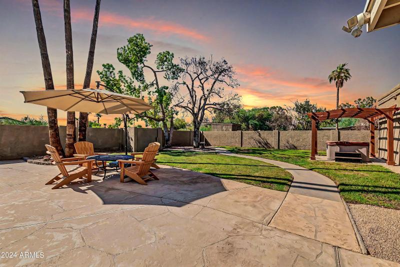 11222 N Miller Rd VT 6