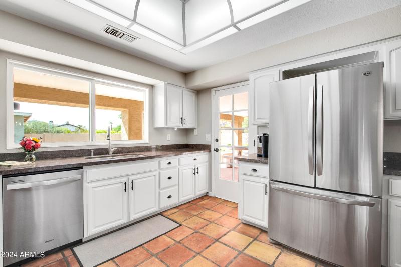 11222 N Miller Rd-21