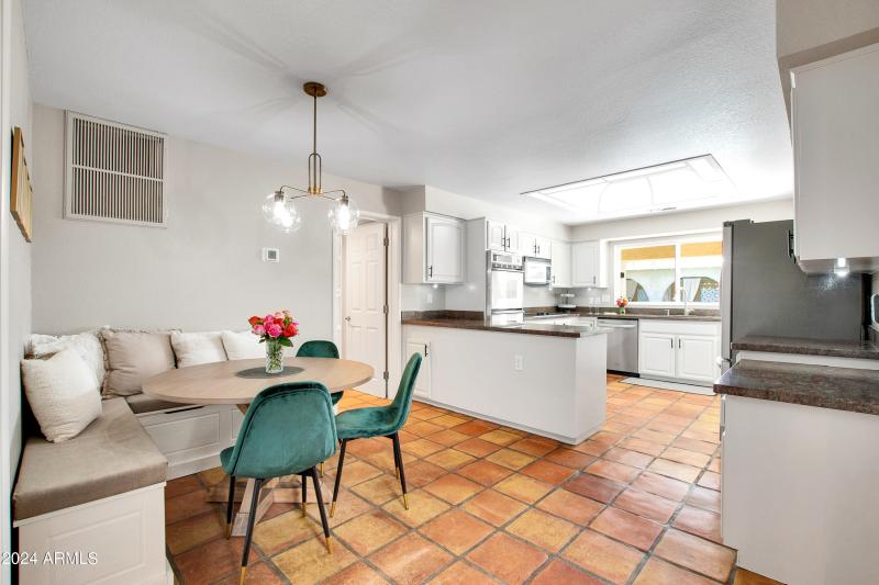 11222 N Miller Rd-25